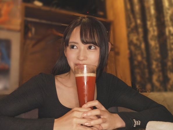 【美貌スレンダーAV女優】小顔で可愛い美少女がバーで誘われ大柄男との濃厚セックス！物怖じせずおまんこイクイク♡