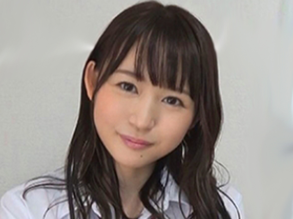 【素人×ぶっかけ】童顔な素人お姉さんにJKのコスプレさせちゃう！生ハメセックスでザーメンを可愛い顔にぶっかけちゃう！