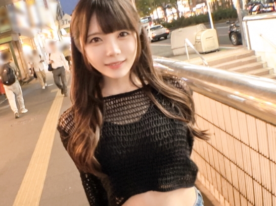 【へそ出しギャルに発情中！】小悪魔美少女がエロかわすぎて我慢汁ダダ漏れ！チンコで激しく突かれ、感じまくる姿にフル勃起確定！