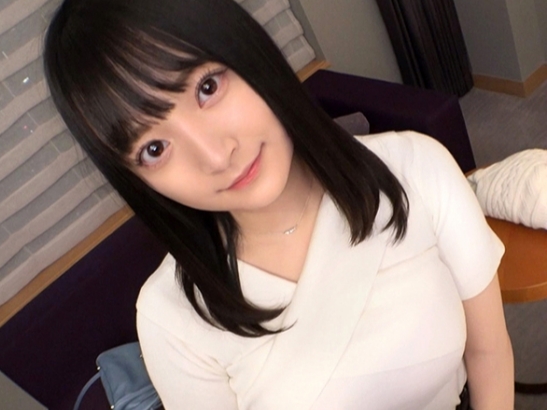 【色白巨乳ちゃんの乳揺れセックス】『おっぱい気持ちいい…』キュートな巨乳女子が肉棒で膣内を刺激され、おっぱいを揺らしながら乱れまくり！感度抜群の美乳がエロすぎる♡