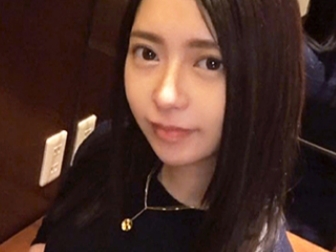 【美髪ロングの美少女】 ねっとり愛撫で感度MAX！ 騎乗位で乱れる美乳ボディがエロすぎる♡