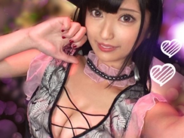 【スレンダー美少女メイドの淫乱コスプレSEX】『もっと…奥まで…』コンカフェ店員が卑猥な衣装で生チンを貪り、底なしの性欲でチンポを求めまくる！！♡