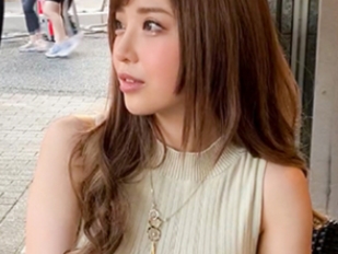 【巨乳美少女の誘惑】セクシーすぎるボディにチンコフル勃起！エッチなカラダを密着させ、激しく突きまくる濃厚セックスで大興奮！美巨乳を揺らしながら感じまくる姿は必見♡