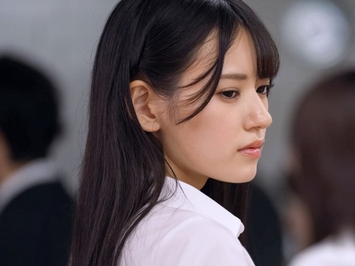 【禁断のオフィスラブ】『ダメなのに…止まらない…♡』悪魔的な魅力で先輩を誘惑する小悪魔OL！社内の秘密の情事で、背徳の快感に溺れる！