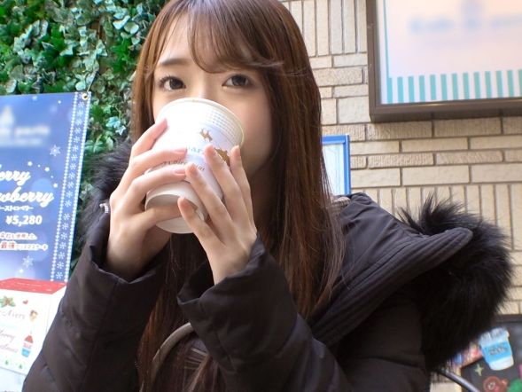 【デカ乳素人ナンパ】純粋無垢な巨乳美女、巧妙な口説きで堕ちる！無邪気な上目遣いフェラでフル勃起♡恋愛体質の美女がエロ覚醒！