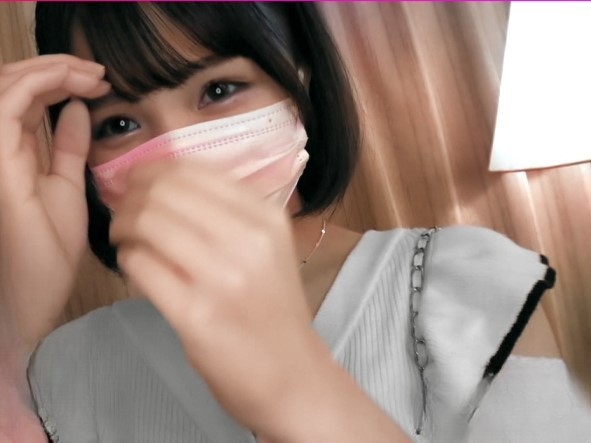 【ミニマム美少女のパパ活乱交】『おじさん…気持ちいい…』143cmの小さな体でおじチンポを味わい尽くす！キツキツマ○コに生ハメされ、中出しされるまで乱れまくる♥