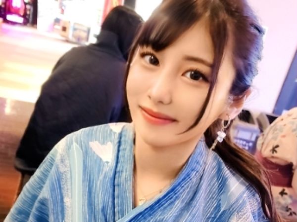 【ドM清楚系女子の裏の顔】『もっと激しく…』素人娘がセフレとハメ撮りで本性解放！プリッと美尻に生チンを打ち込まれ、密着セックスでイキまくるスケベな姿がエロすぎる♥