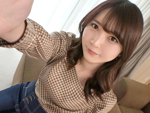 【猫カフェJDの性感開発】色白美肌の女子大生がバイト先の猫カフェでまさかの生挿入！敏感なカラダを刺激されまくり、最後は顔面に大量射精されちゃう！