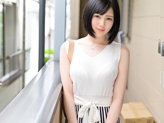 【清楚系美少女の裏の顔】『もっと激しく…』圧倒的美少女が素人男性とド変態セックス！清楚な見た目とは裏腹に、エッチな本性むき出しで乱れまくる！♡