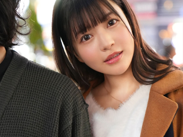 【彼氏の目の前でNTR】『やだ…でも気持ちいい…』神スタイルの彼女が、彼氏の目前で他人棒に堕ちる！笑顔がイキ顔に変わる瞬間が最高にエロい！
